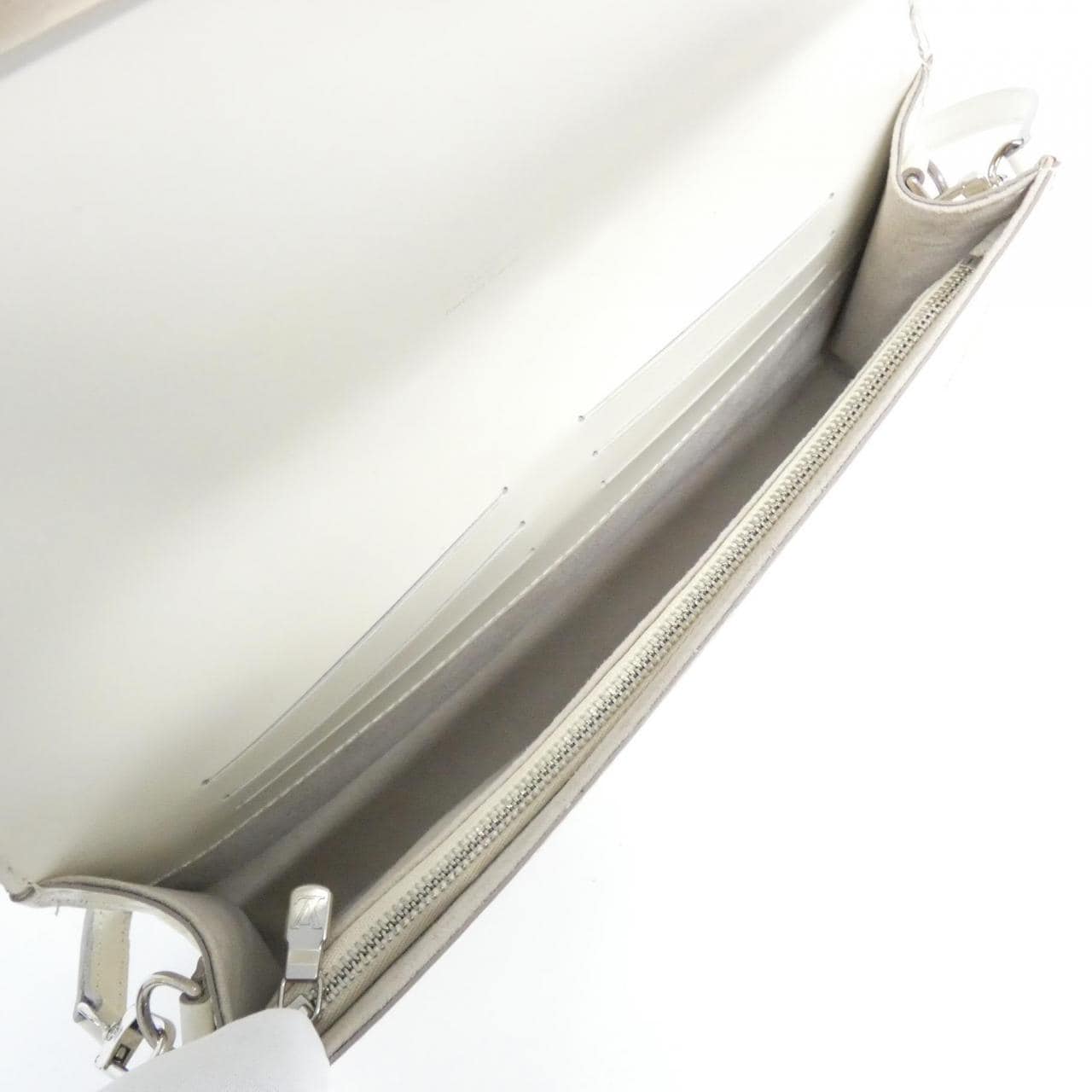 ルイヴィトン エピ ポシェット セヴィニエ M4052J ショルダーバッグ