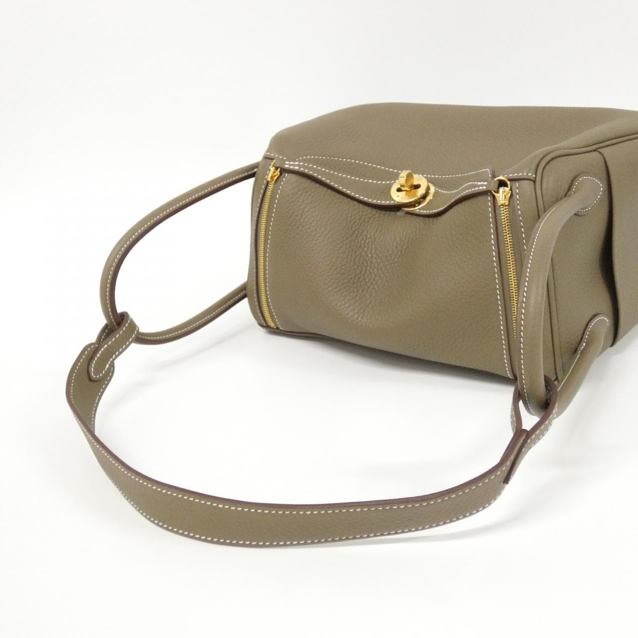 【未使用品】エルメス リンディ 26cm 073428CC ショルダーバッグ