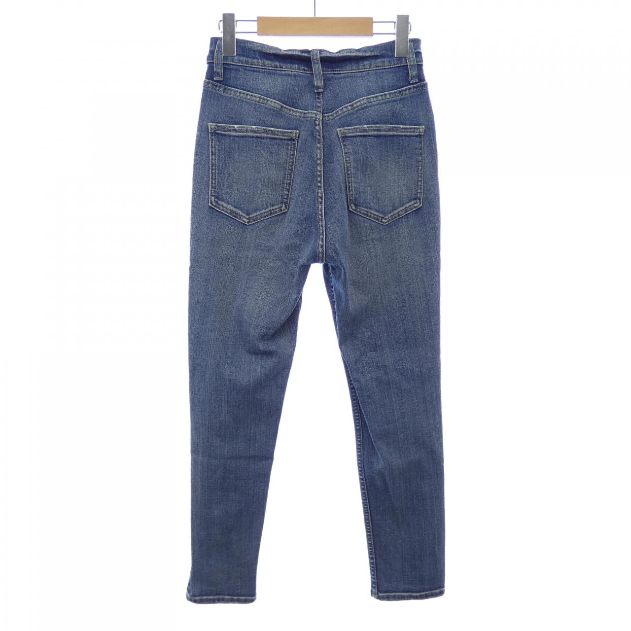 VIVIENNE TAM jeans