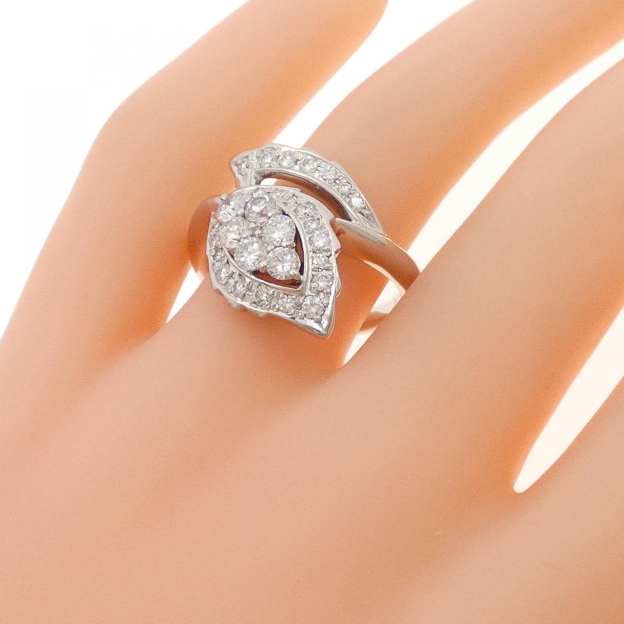 PT900 リーフ ダイヤモンド リング 1.00CT