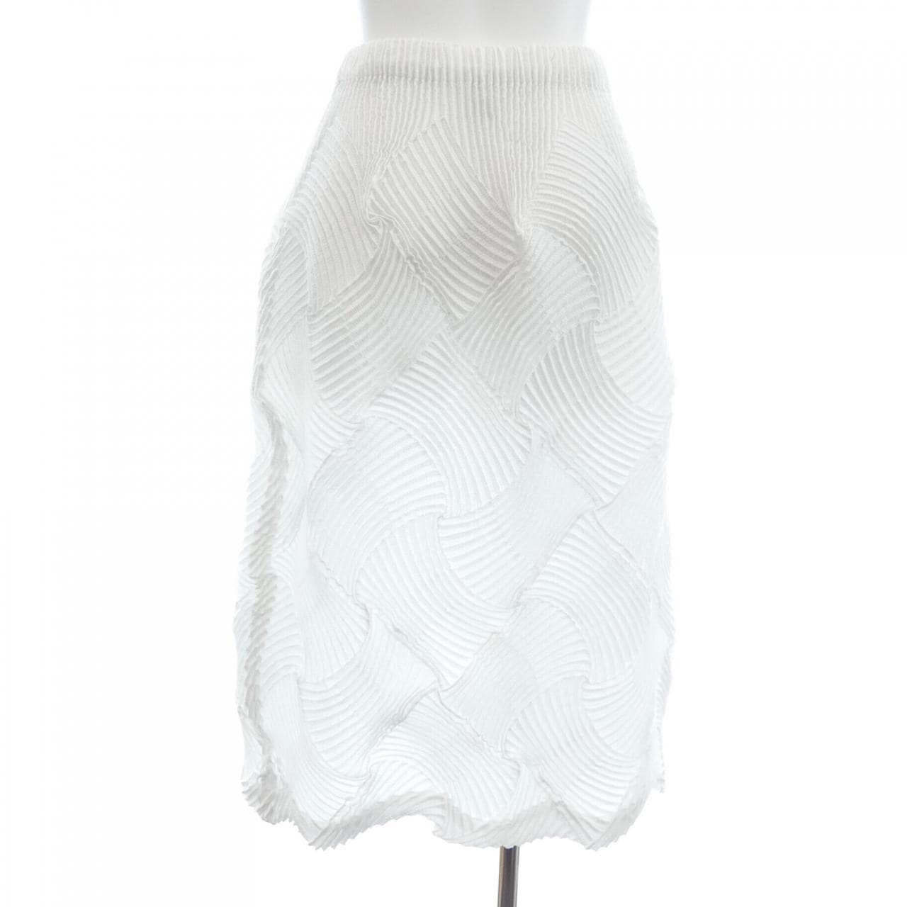 イッセイミヤケ ISSEY MIYAKE IM92FG516 スカート