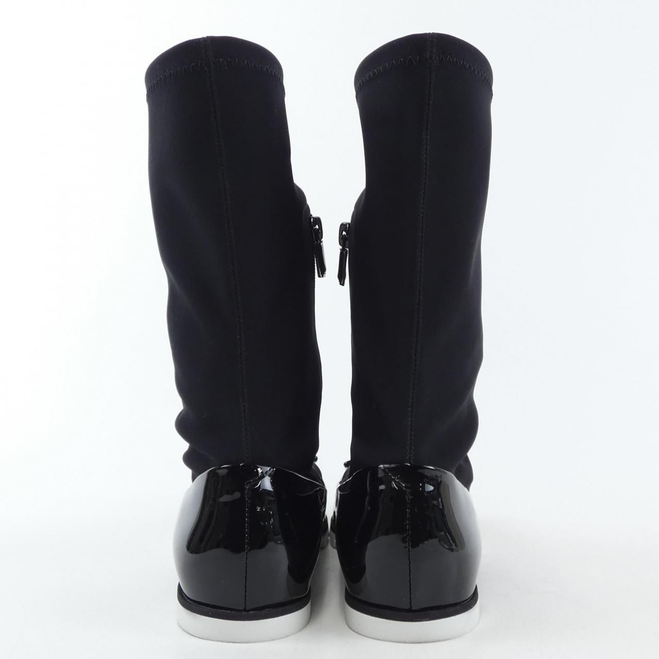 ロジェヴィヴィエ ROGER VIVIER ブーツ