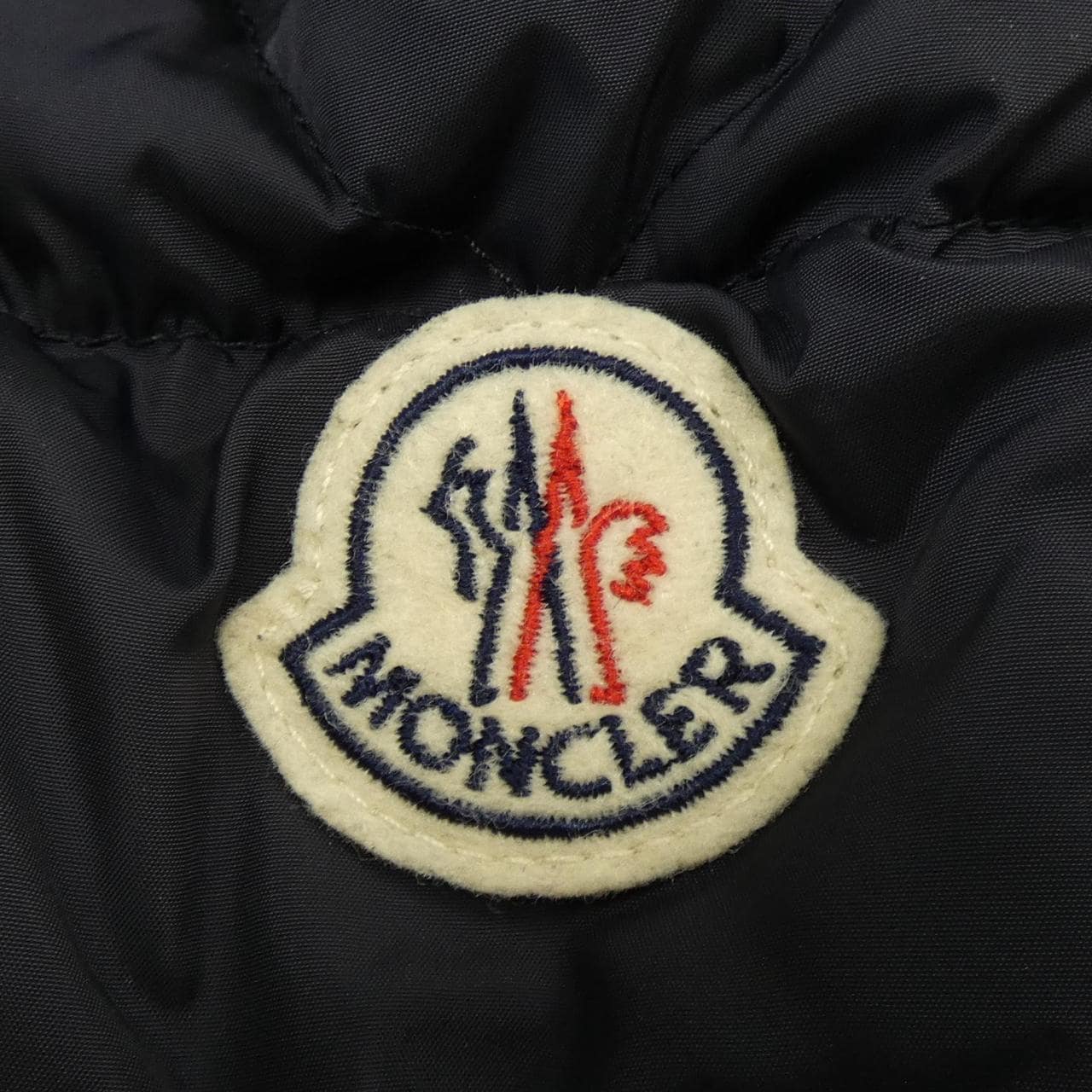 モンクレール MONCLER ダウンジャケット