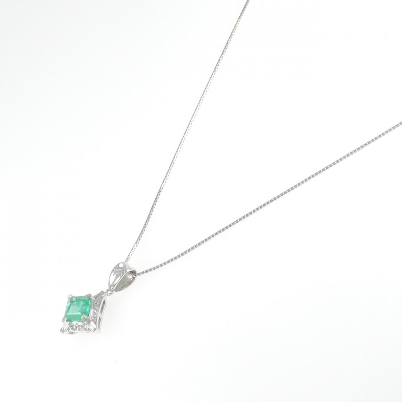 PT900/PT850 エメラルド ネックレス 1.01CT