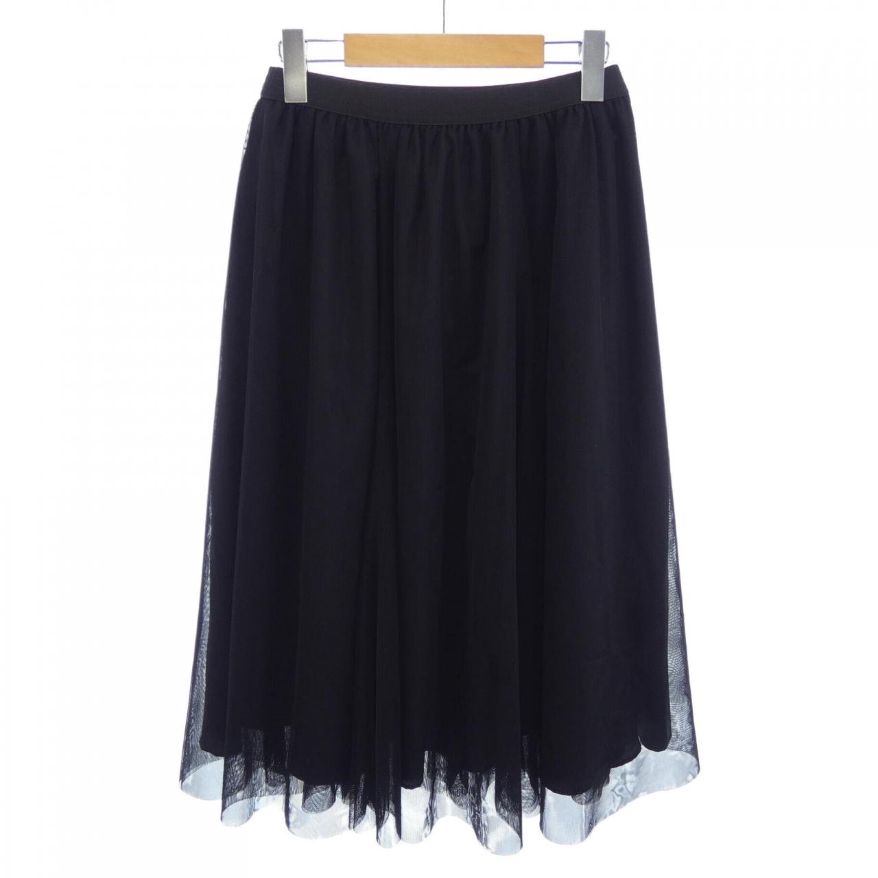 ニジュウサンク 23区 スカート