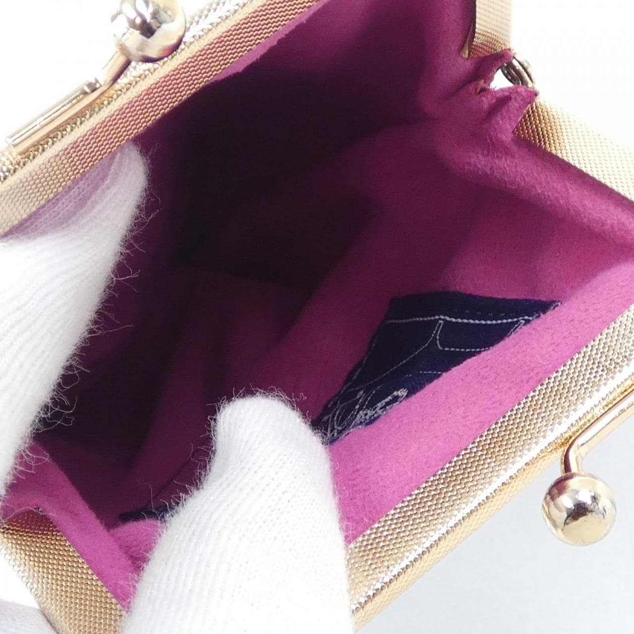 ADMJ POUCH