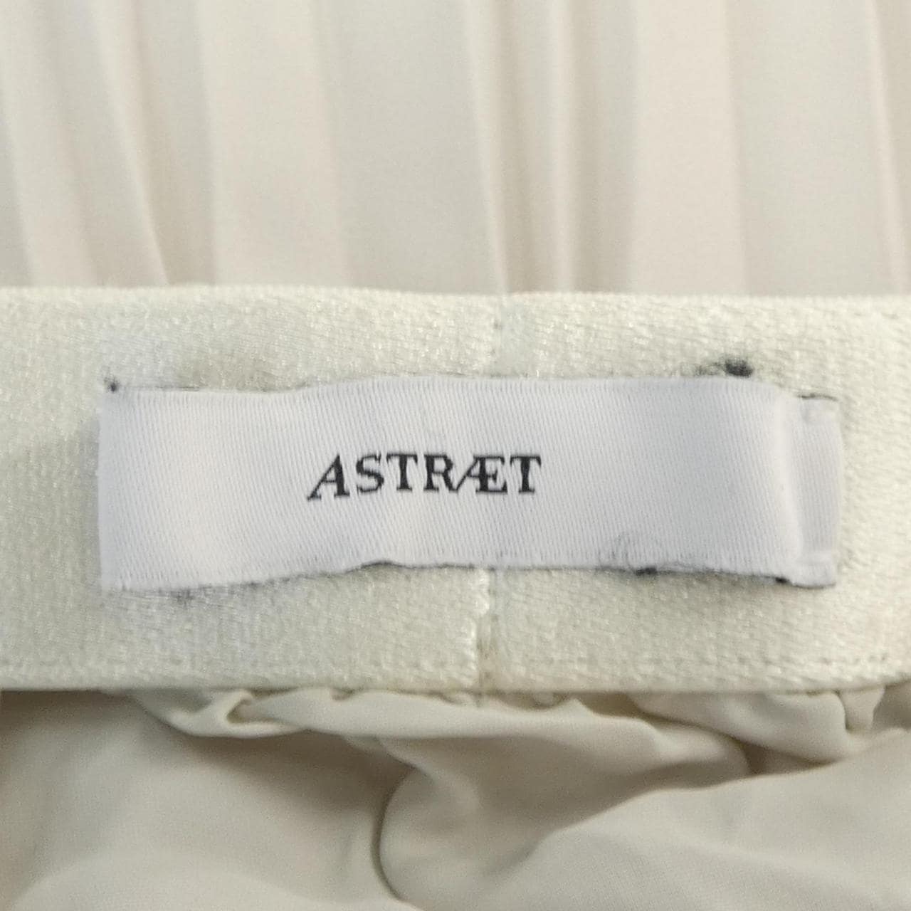アストラット ASTRAET スカート