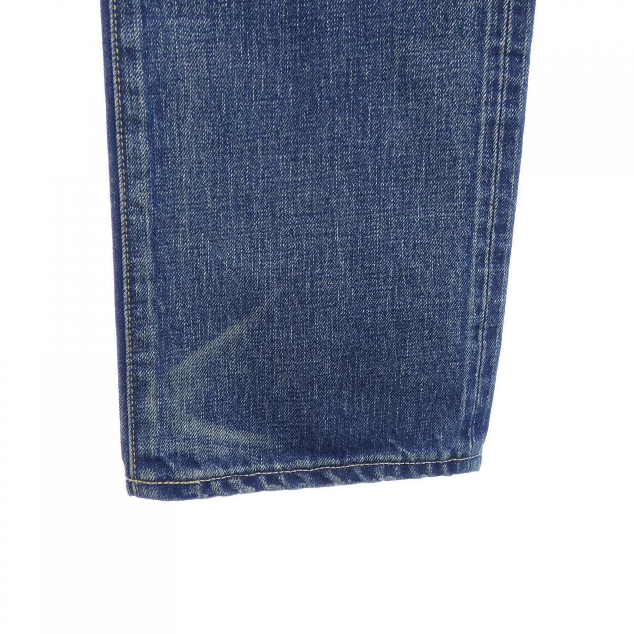 自由城FREE CITY牛仔裤