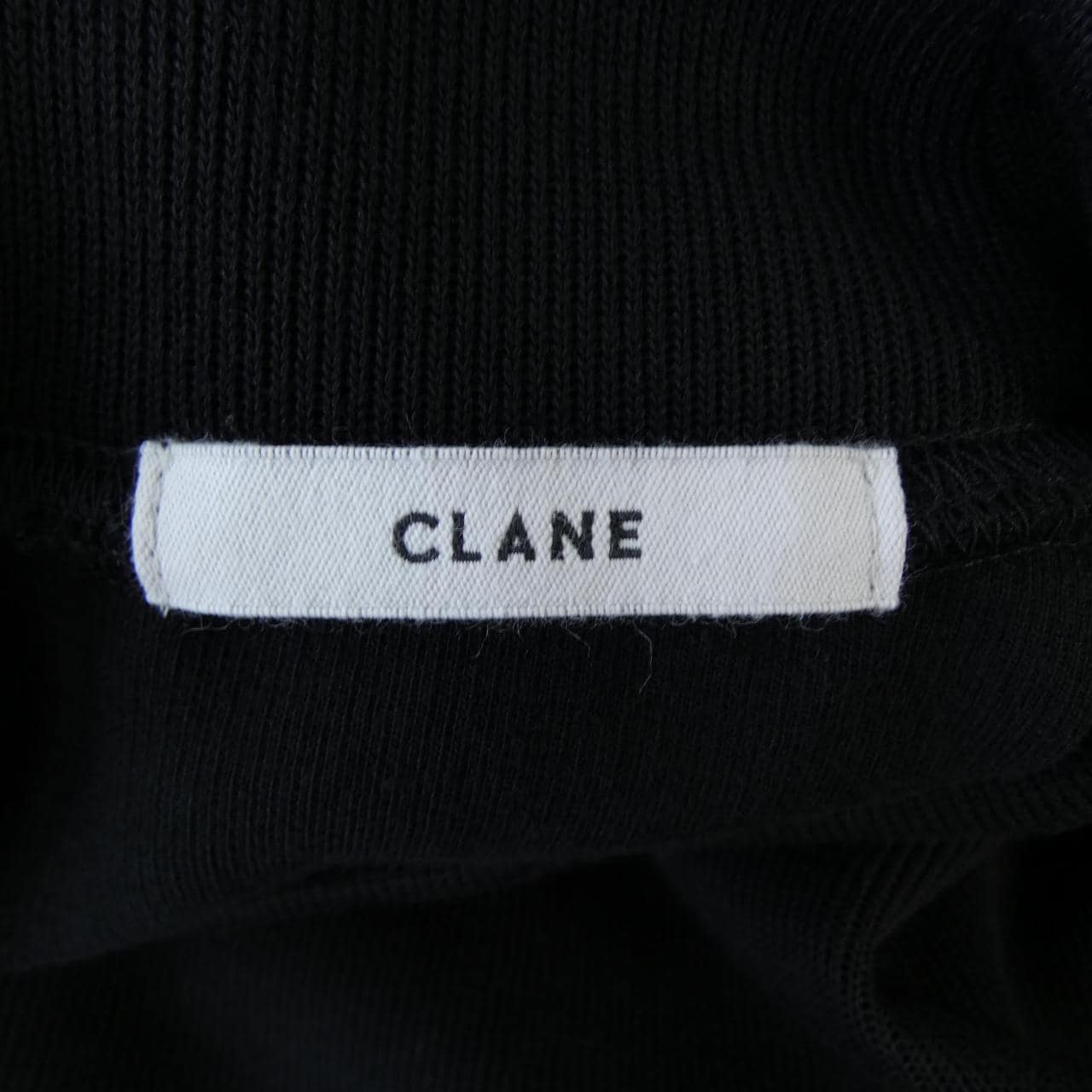 CLANE Sweatshirt