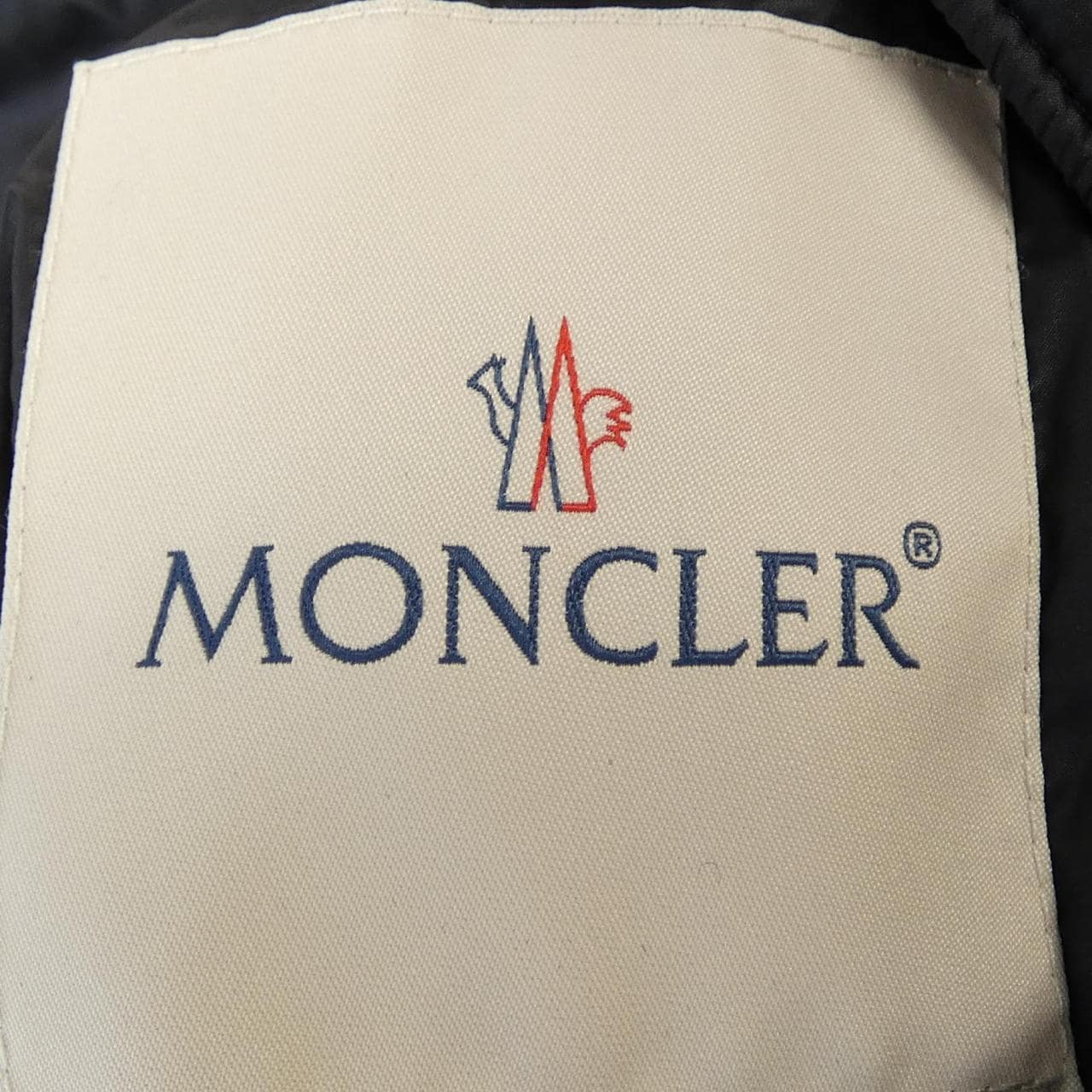 モンクレール MONCLER BANE ダウンジャケット