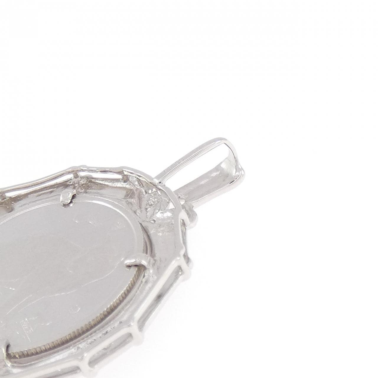 PT900(枠) ダイヤモンド コイン ペンダント 0.09CT