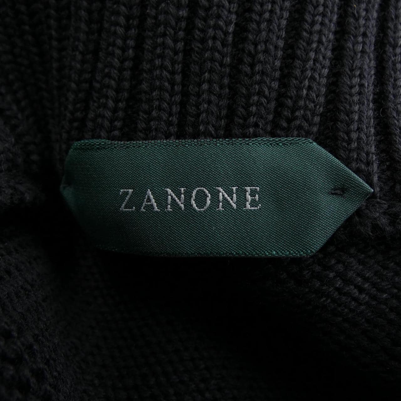 ザノーネ ZANONE CHIOTO カーディガン