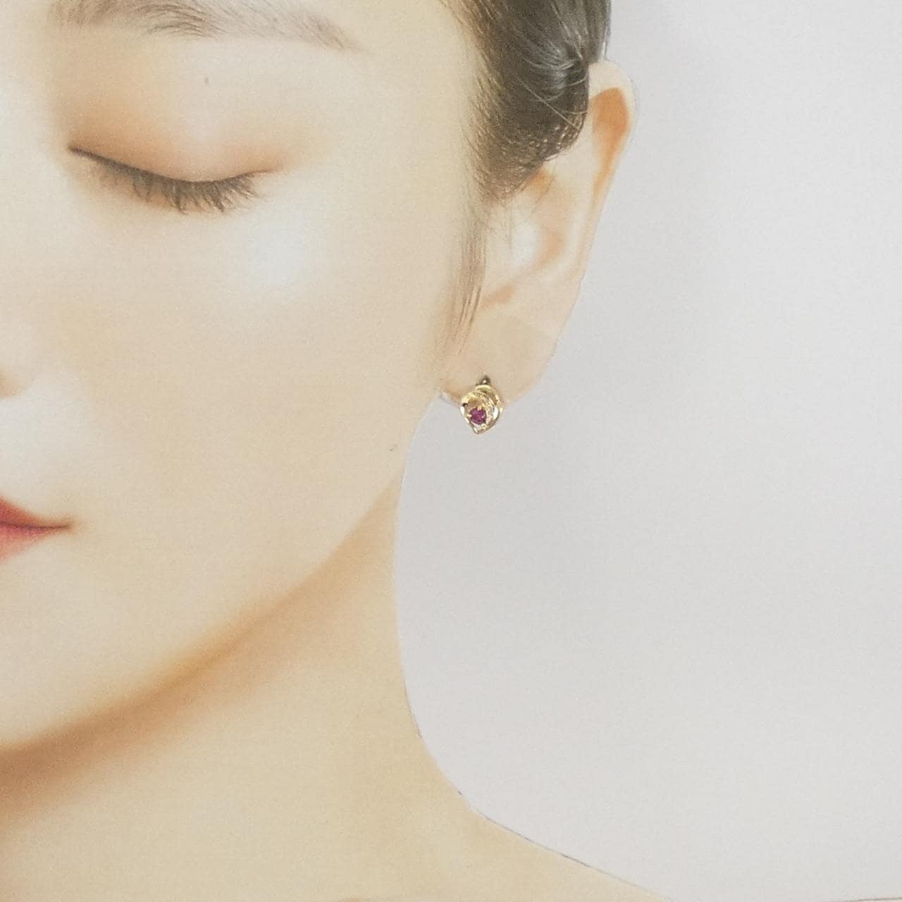 K18YG ルビー ピアス