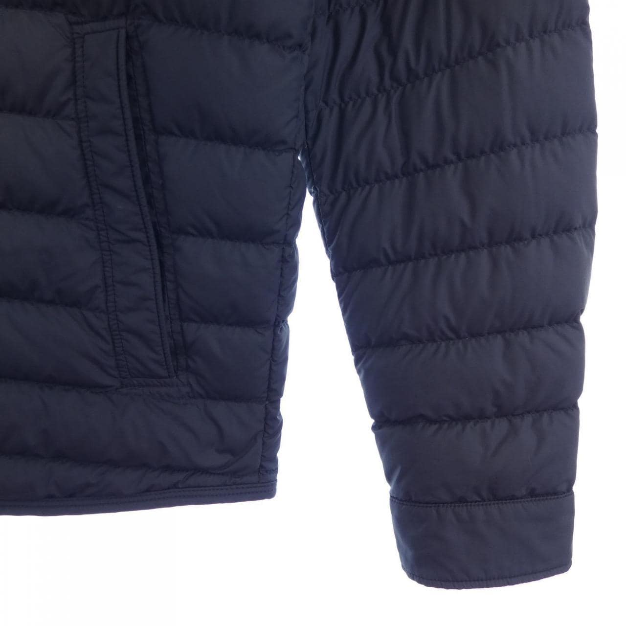モンクレール MONCLER ダウンジャケット