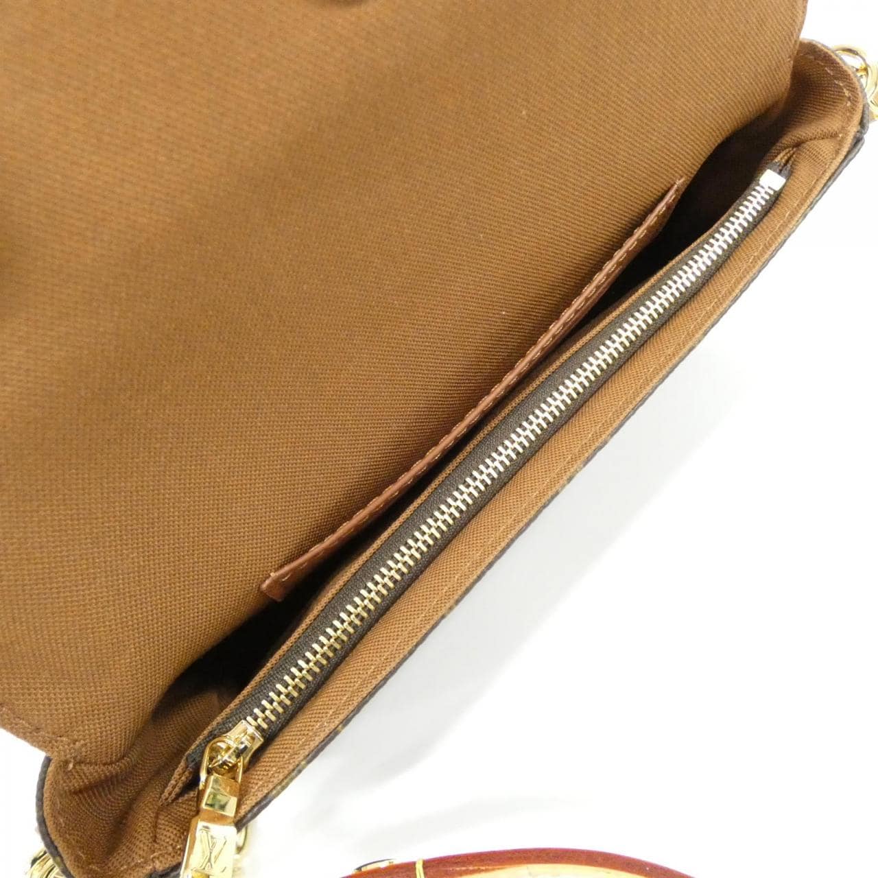 ルイヴィトン モノグラム ウォレット オン チェーン アイビー M81911 ショルダーバッグ