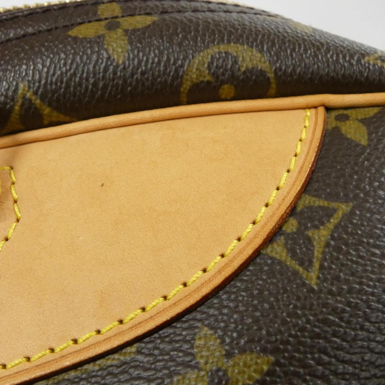 ルイヴィトン モノグラム エヴァシオン M41443 バッグ