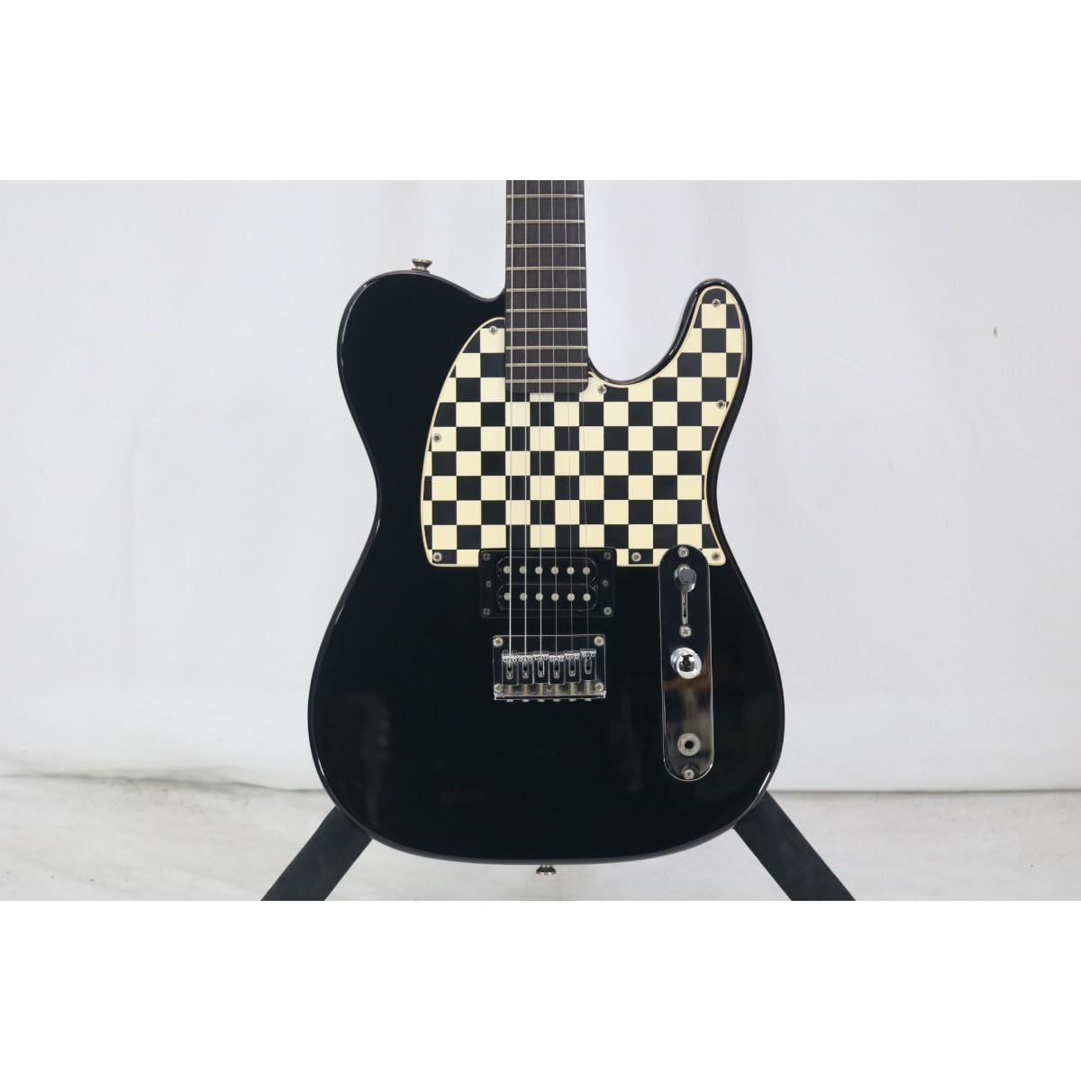 ＳＱＵＩＥＲ　　ＡＶＲＩＬ　ＬＡＶＩＧＮＥ　ＴＥＬＥＣＡＳＴＥＲ