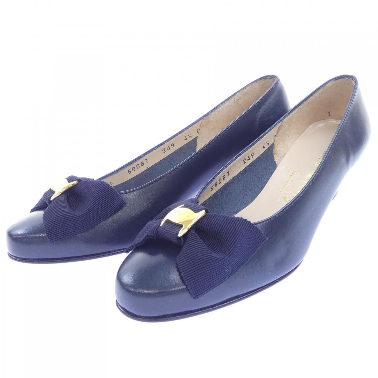 【ヴィンテージ】サルヴァトーレフェラガモ SALVATORE FERRAGAMO パンプス