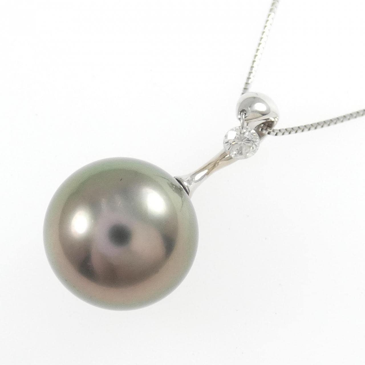 K18WG 黒蝶パール ネックレス 10.8mm