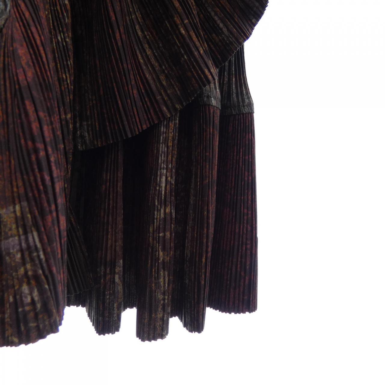 ISSEY MIYAKE IM34FG738 Skirt