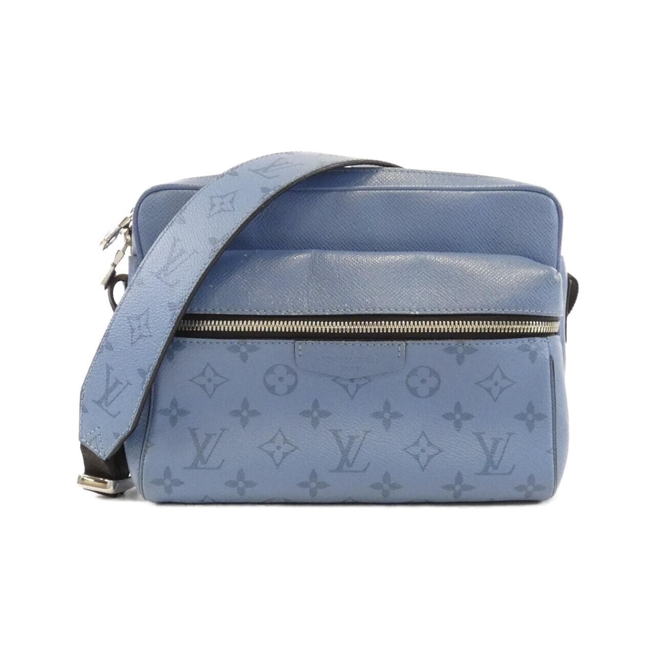 LOUIS VUITTON Taiga Llama Outdoor Messenger M30749 Shoulder Bag
