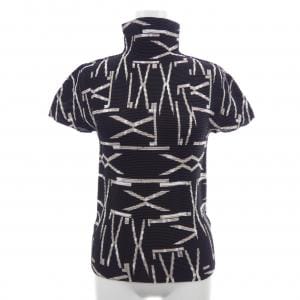 ミーイッセイミヤケ me ISSEY MIYAKE M123FK125 トップス