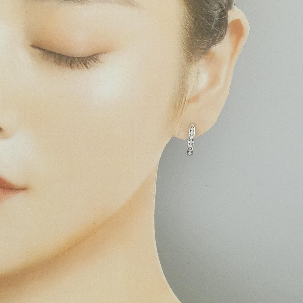 K18WG ダイヤモンド イヤリング 0.30CT