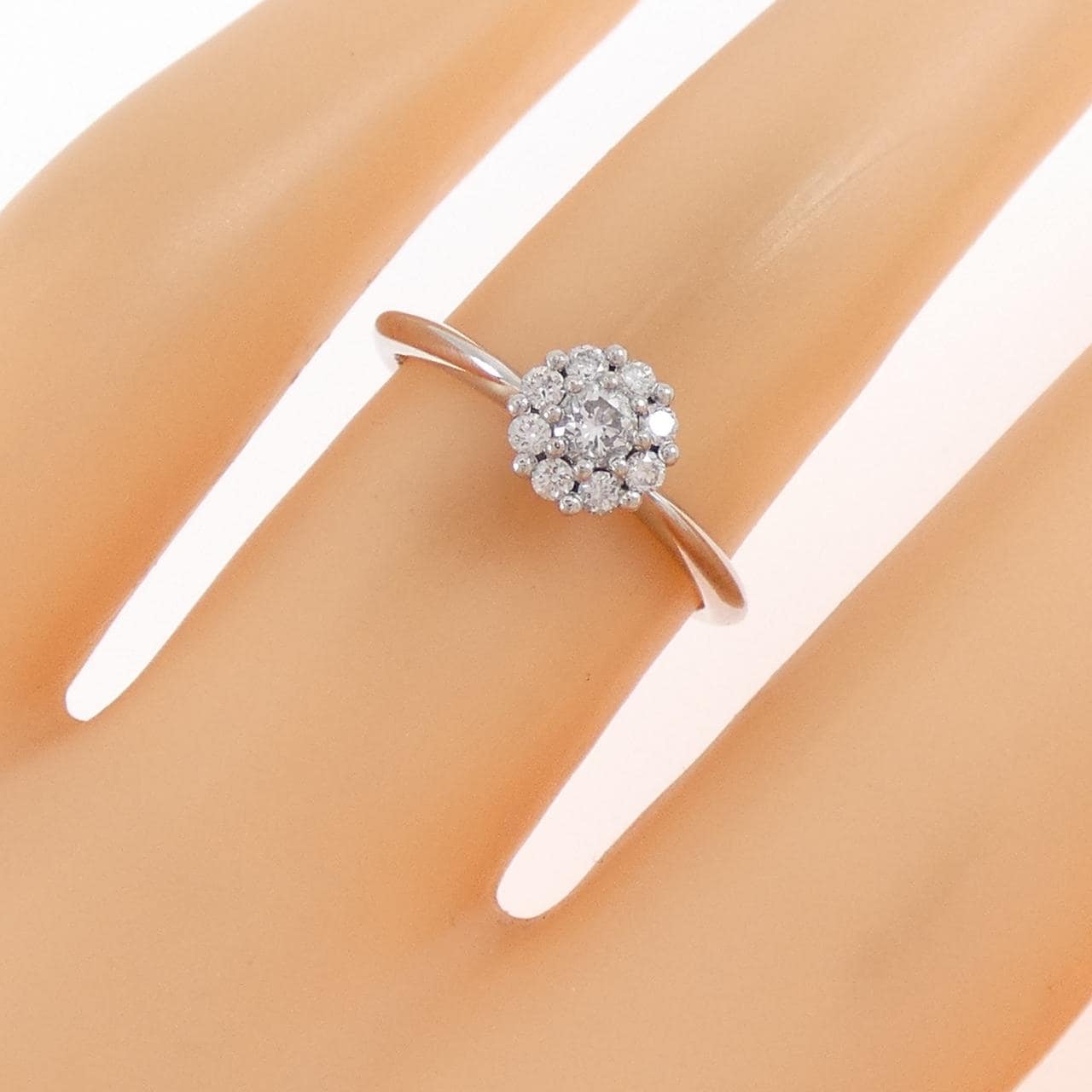 PT950 フラワー ダイヤモンド リング 0.212CT