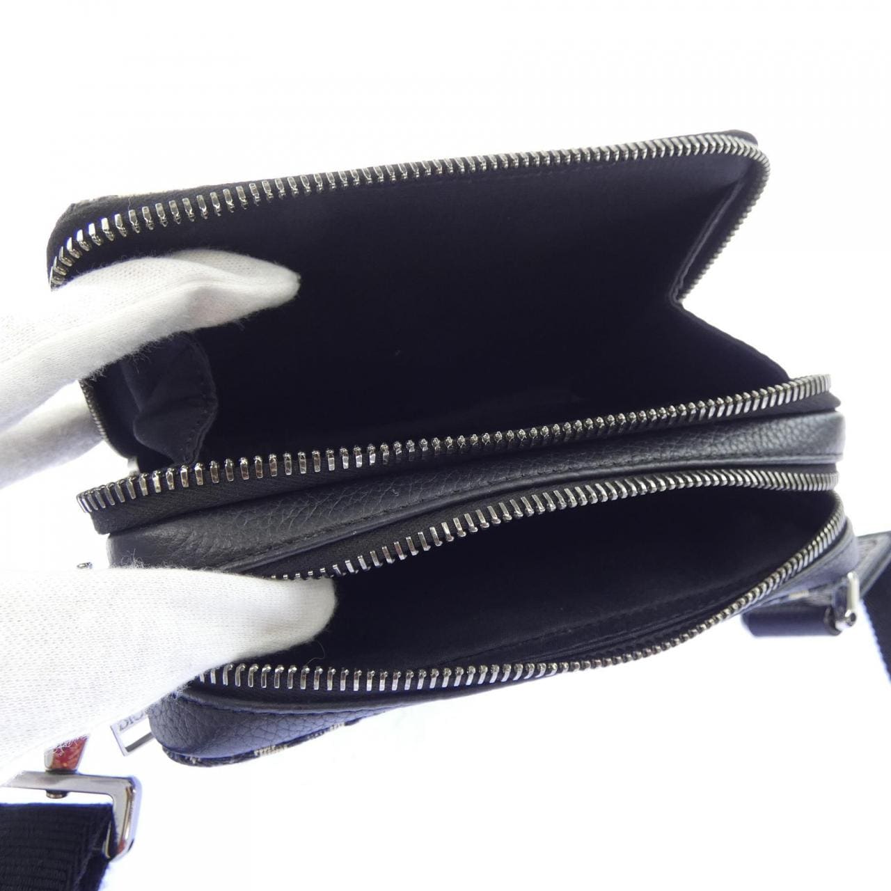 ディオール DIOR ストラップ付きジップポーチ オブリークジャカード 2OBBC119YSE BAG