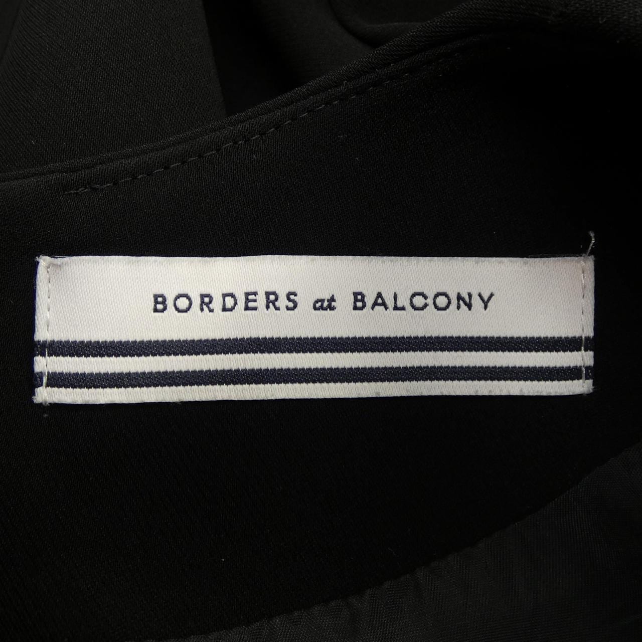 条纹舒适阳台BORDERS at BALCONY连衣裙