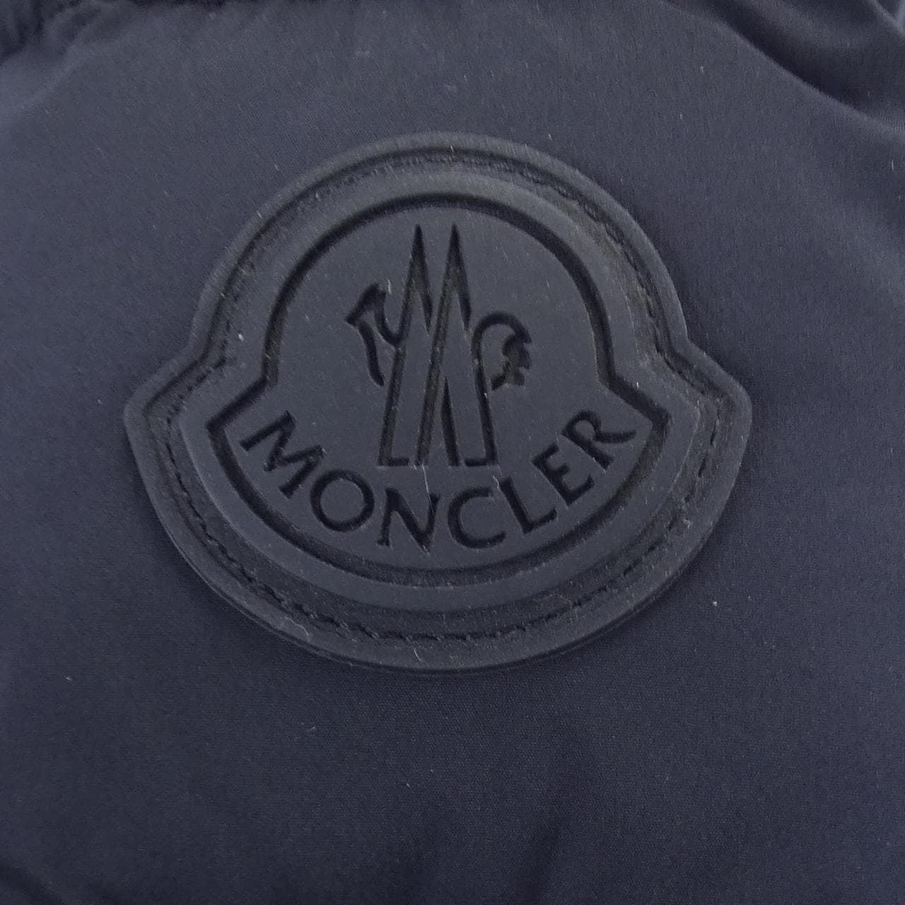 モンクレール MONCLER ダウンジャケット