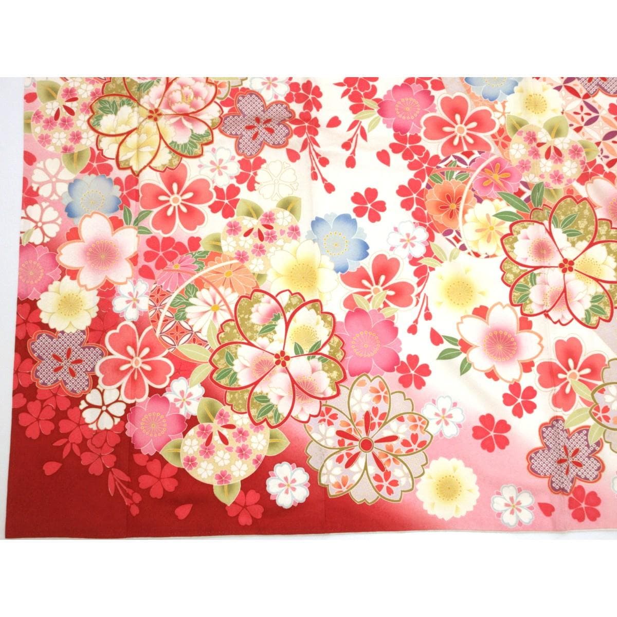 振袖　友禅金彩加工　刺繍入りボカシ染