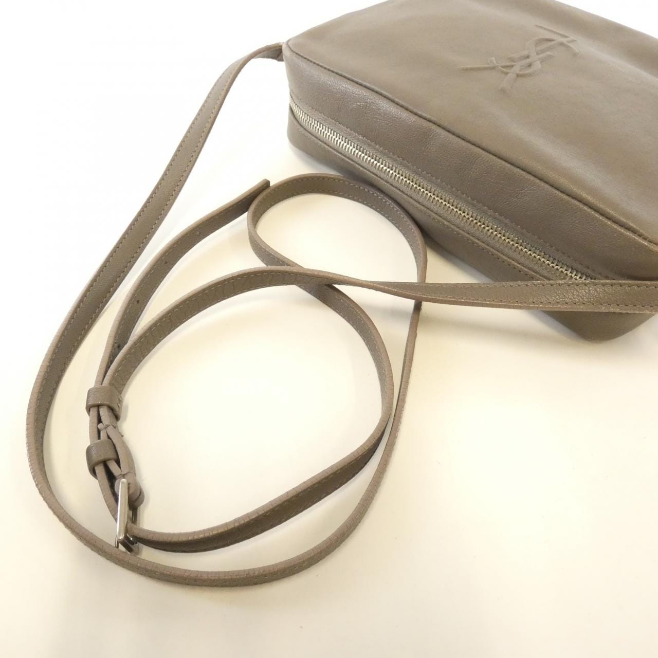 サンローラン ルー 470299 D4066 ショルダーバッグ