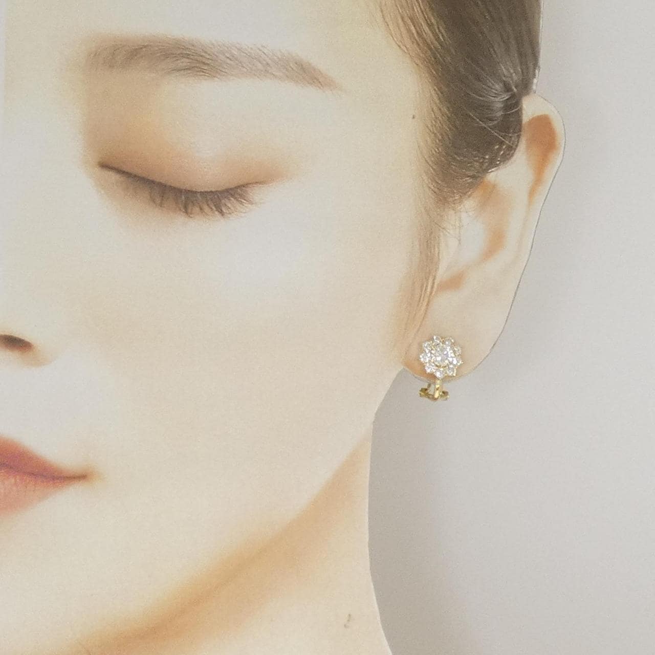 K18YG フラワー ダイヤモンド ピアス 1.94CT