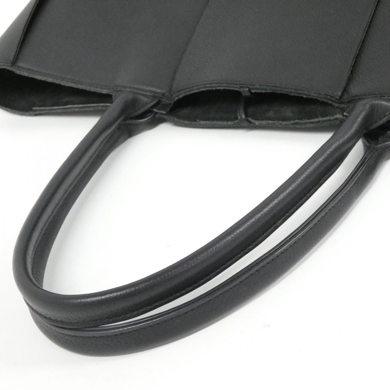 ボッテガヴェネタ 609175 VCP11 バッグ