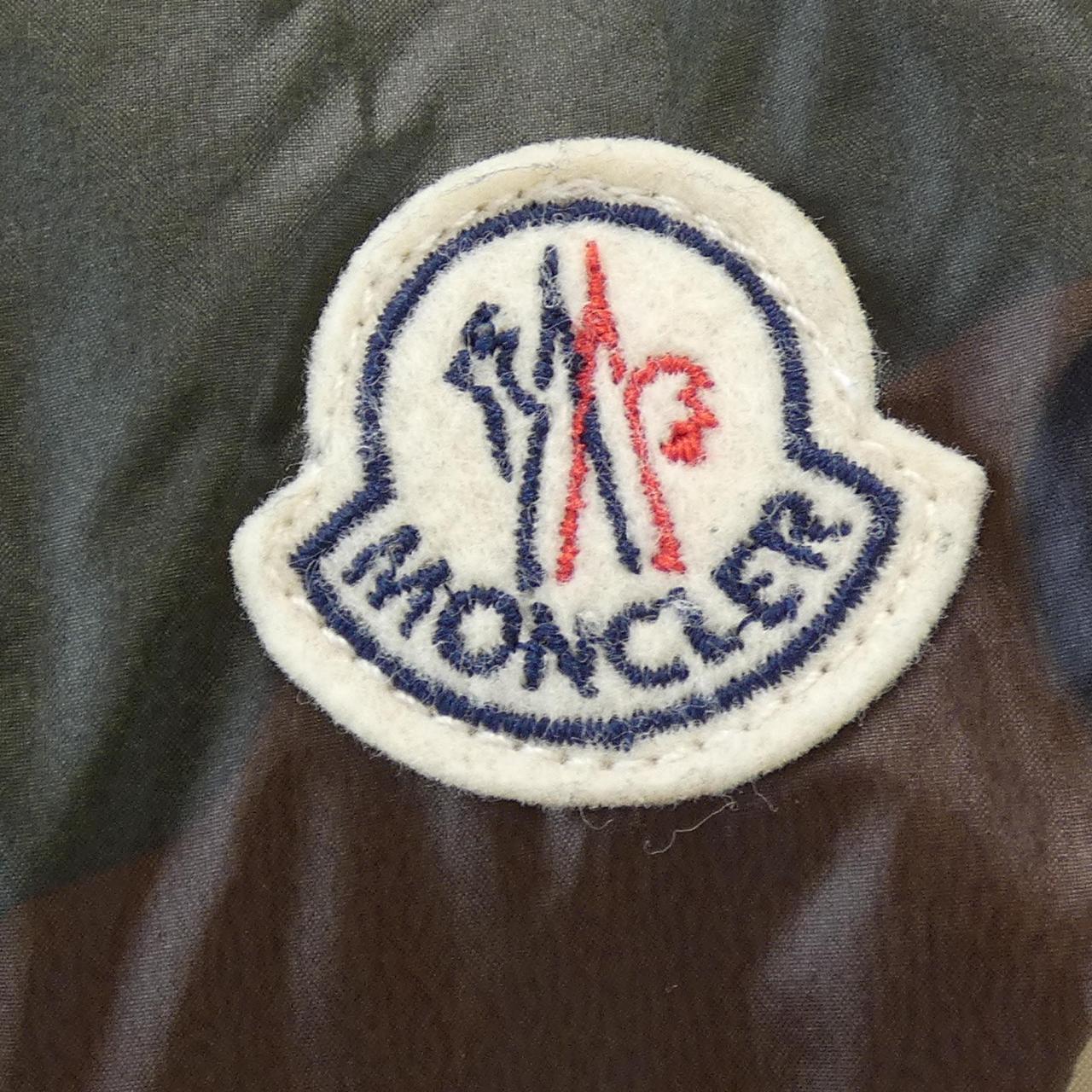 モンクレール MONCLER 44380/50/ SAUTERNE ダウンジャケット