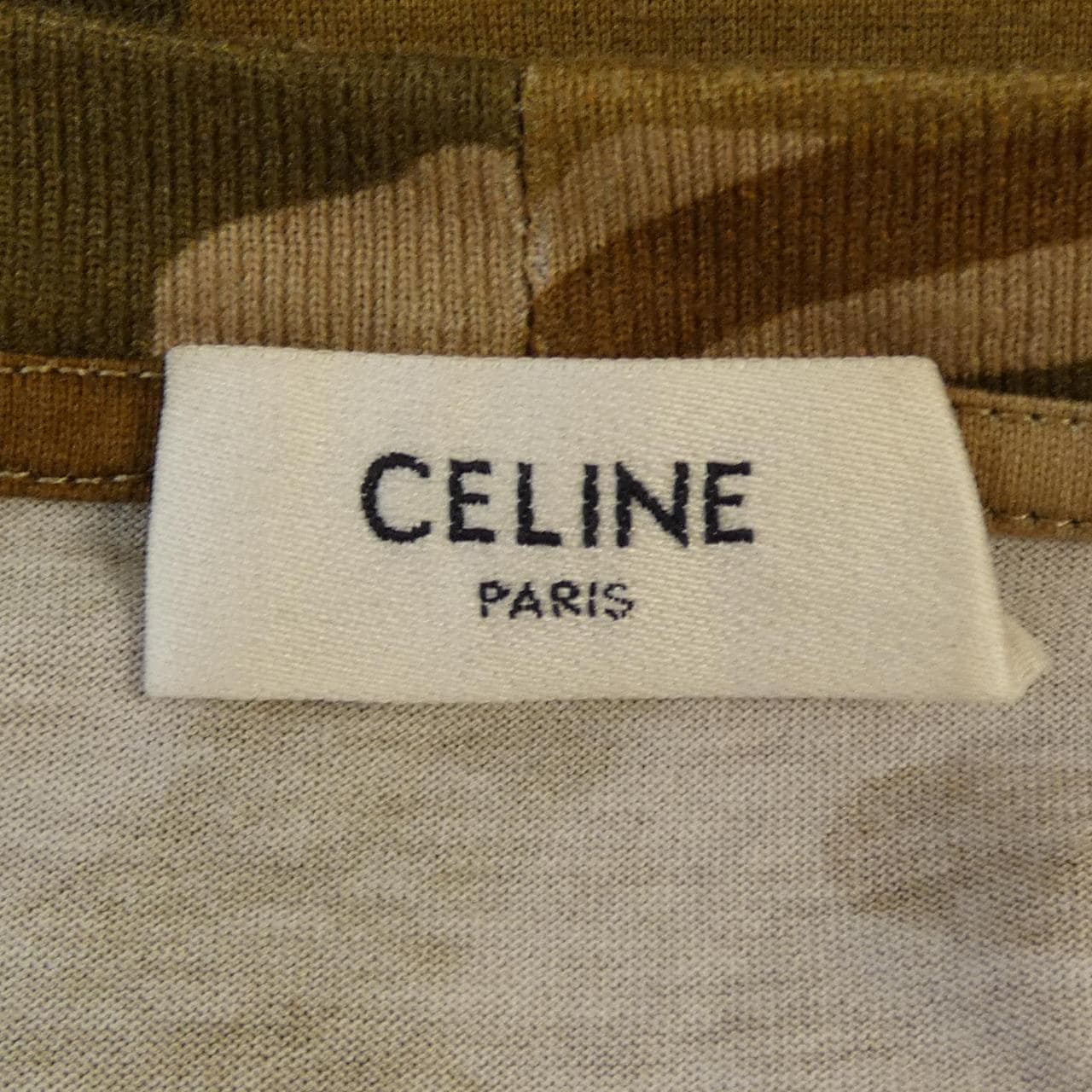 セリーヌ CELINE 2X681246Q Tシャツ