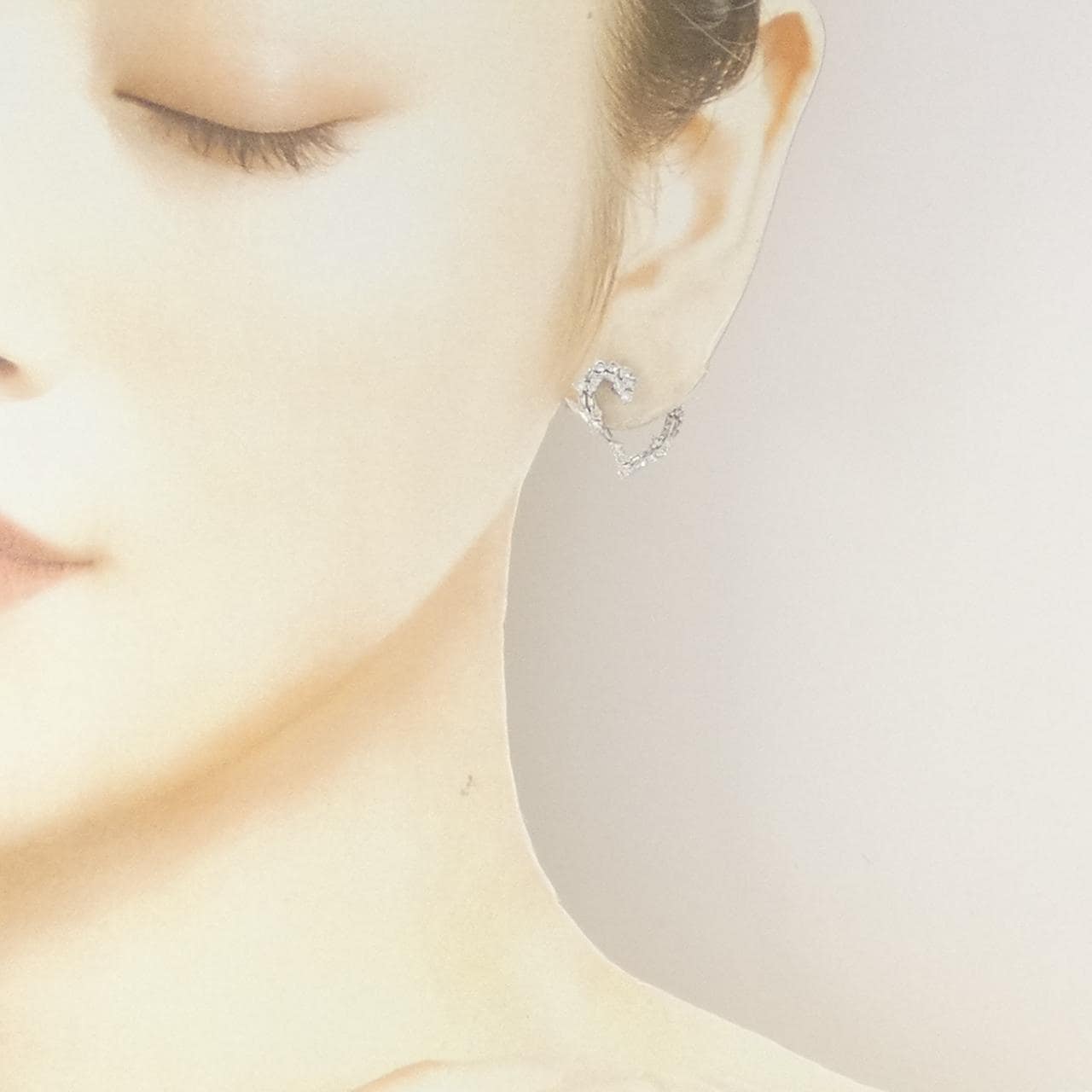 K18WG ハート ダイヤモンド ピアス 1.00CT
