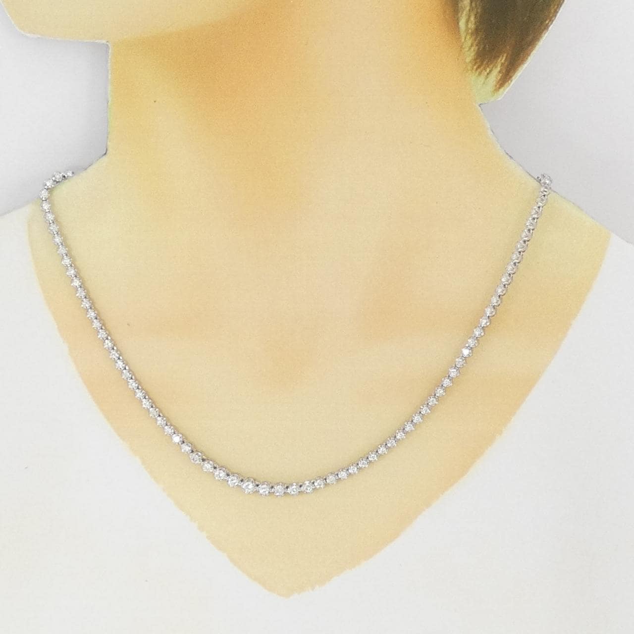 PT850 Diamond Necklace 3.02CT