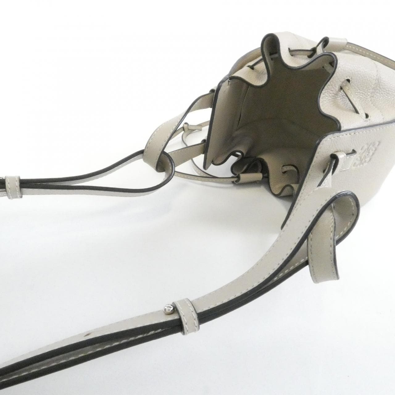 ロエベ ハンモック ドローストリング ミニ 314 12 V07 ショルダーバッグ