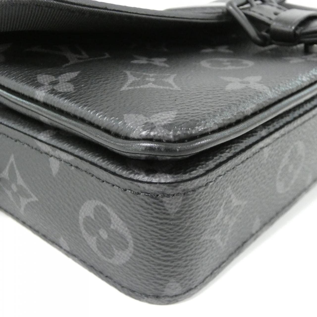 ルイヴィトン モノグラム エクリプス モンスリ ウェアラブル ウォレット M83567 ショルダーバッグ