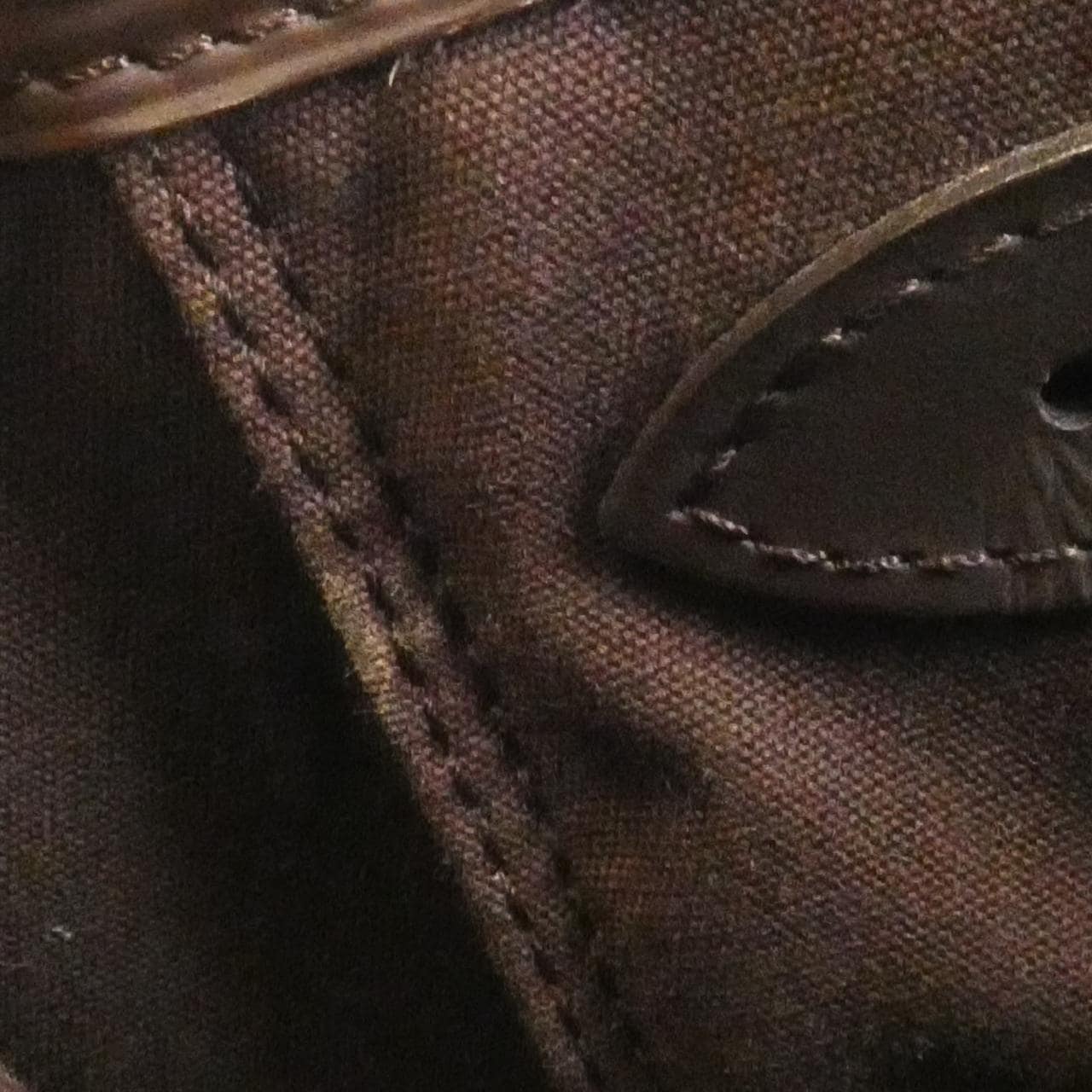 ルイヴィトン エピ サック プラ PM M5274D バッグ