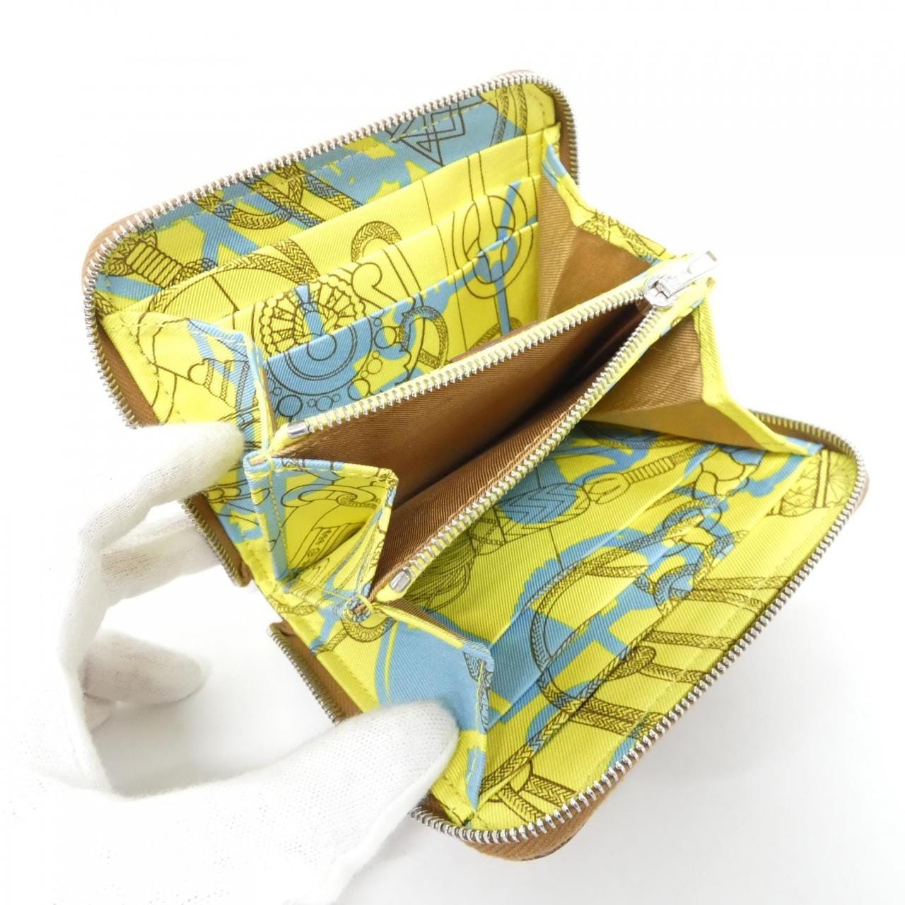 エルメス CLIQUETIS TATTOO AQUAREL シルク イン コンパクト 083774CK 財布