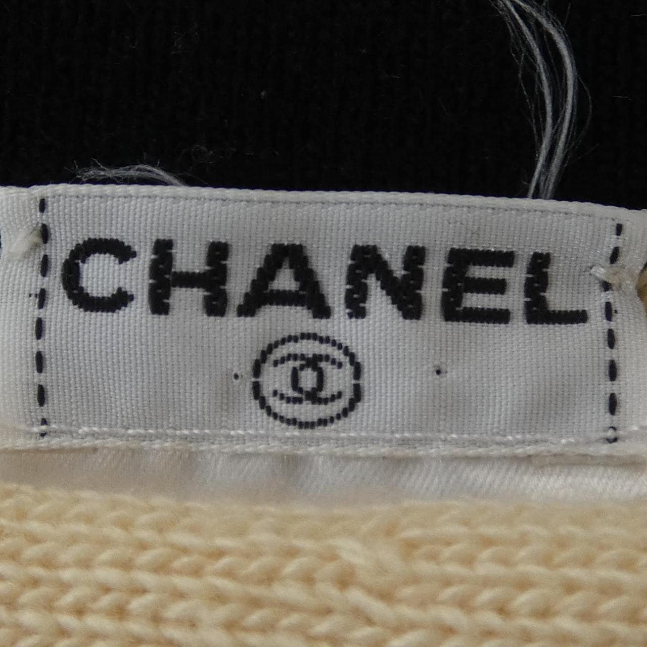 【ヴィンテージ】シャネル CHANEL P20258V01207 02A カーディガン