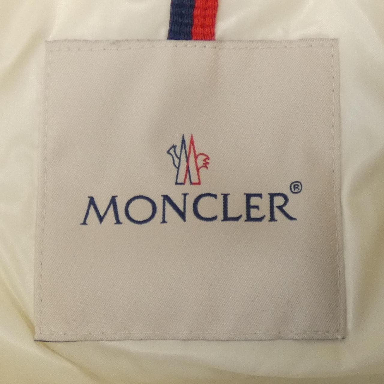 モンクレール MONCLER ダウンジャケット