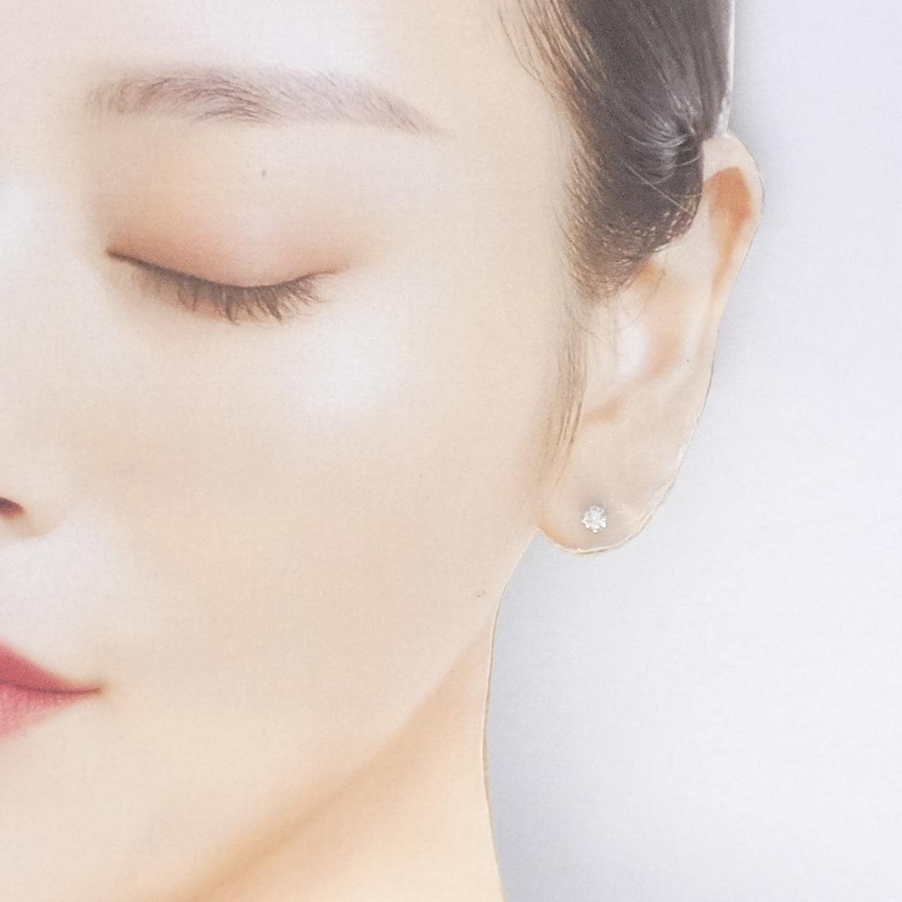 K18WG ダイヤモンド ピアス 0.10CT 片耳