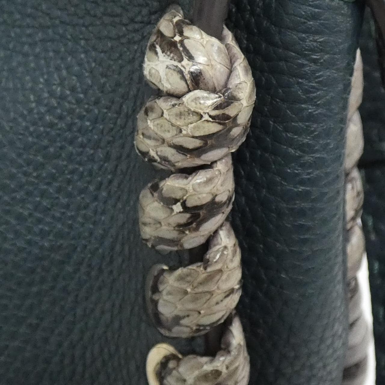 フェンディ セレリア ピーカブー ミニ 8BN244 SVY バッグ