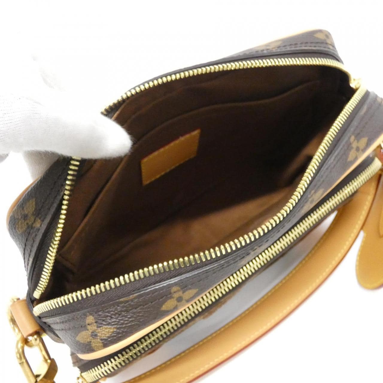 ルイヴィトン モノグラム ランドスケープ ナイル M26068 ショルダーバッグ