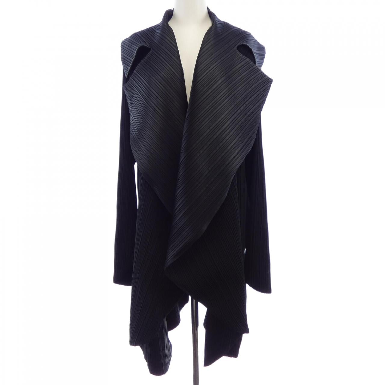 イッセイミヤケ ISSEY MIYAKE EG33470 コート