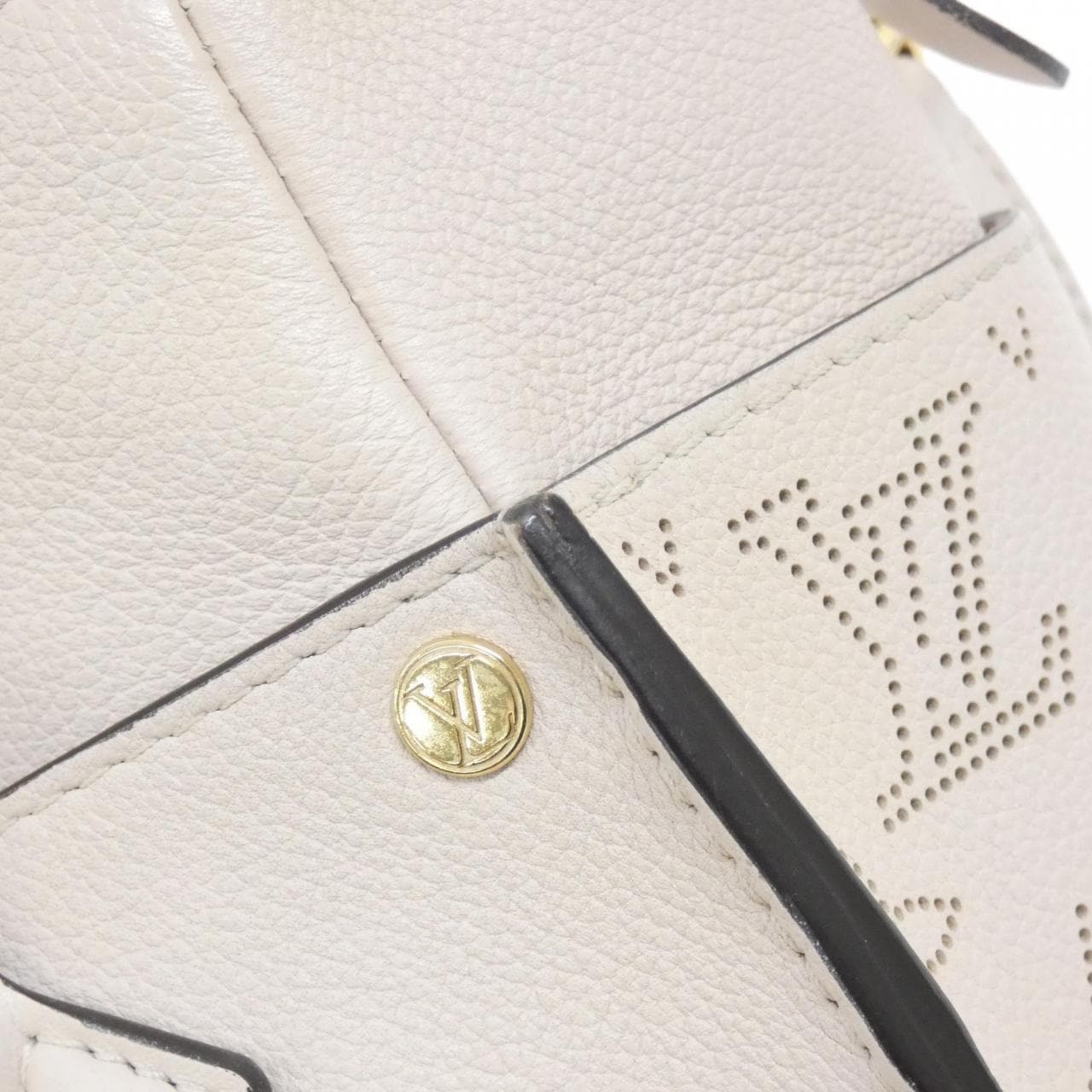 ルイヴィトン マヒナ オンマイサイド M55802 バッグ